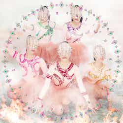 ももいろクローバーZ・2ndアルバム「5TH DIMENSION」(4月10日発売)/初回限定盤B