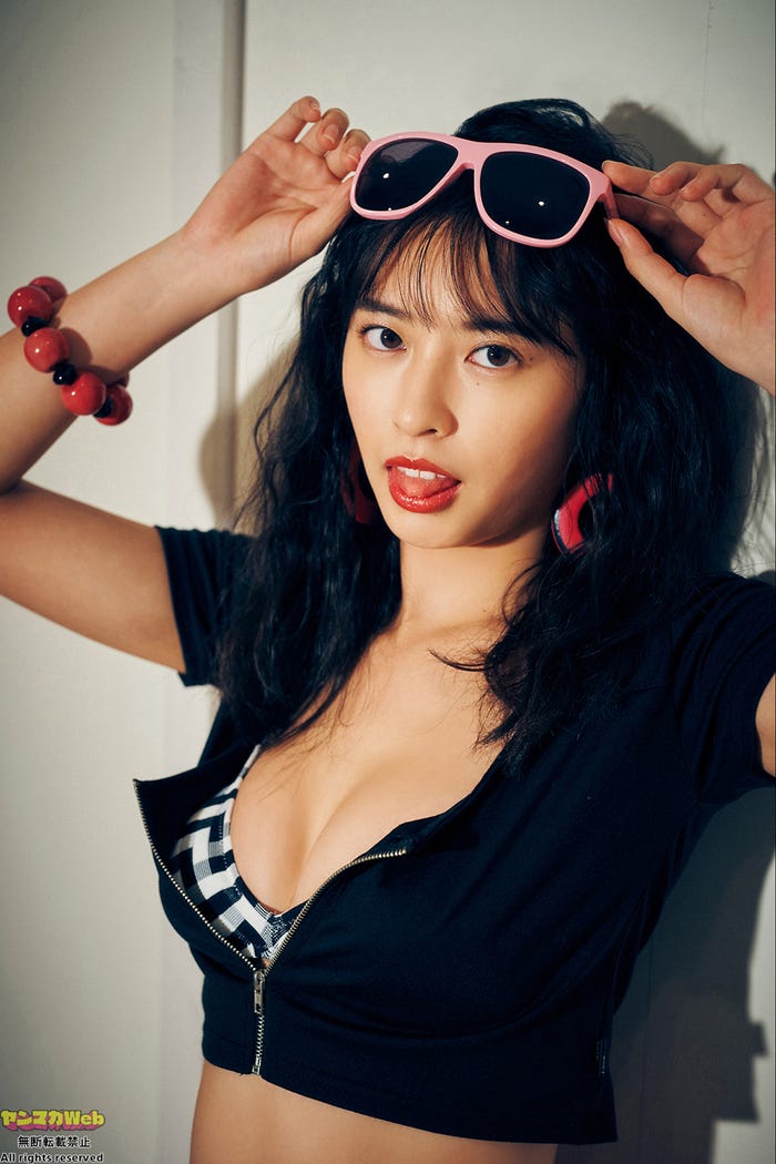 大槻りこ(C)岡本武志 /ヤンマガWeb