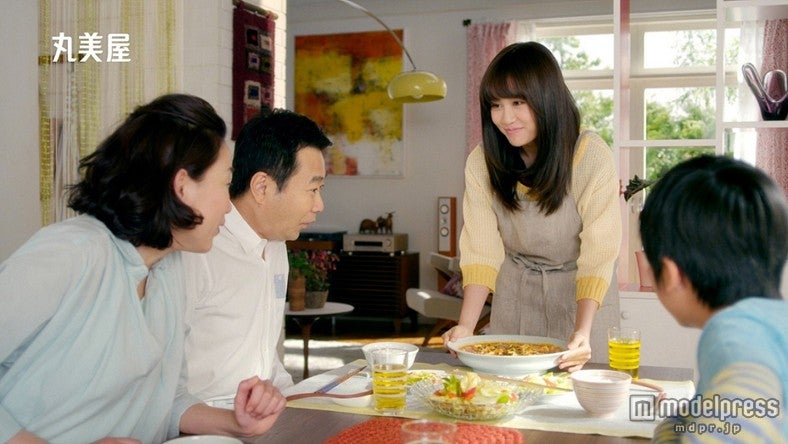 丸美屋「麻婆豆腐の素」の新CM「私、つくります」編