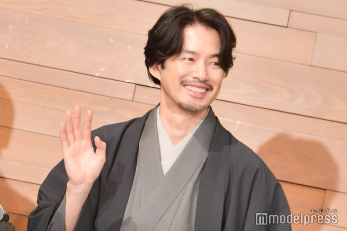 竹野内豊(C)モデルプレス