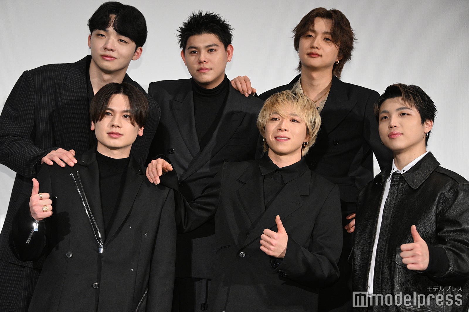 BE:FIRST／（上段左から）RYUHEI（リュウヘイ）、LEO（レオ）、JUNON（ジュノン）（下段左から）SOTA（ソウタ）、MANATO（マナト）、SHUNTO（シュント）（C）モデルプレス