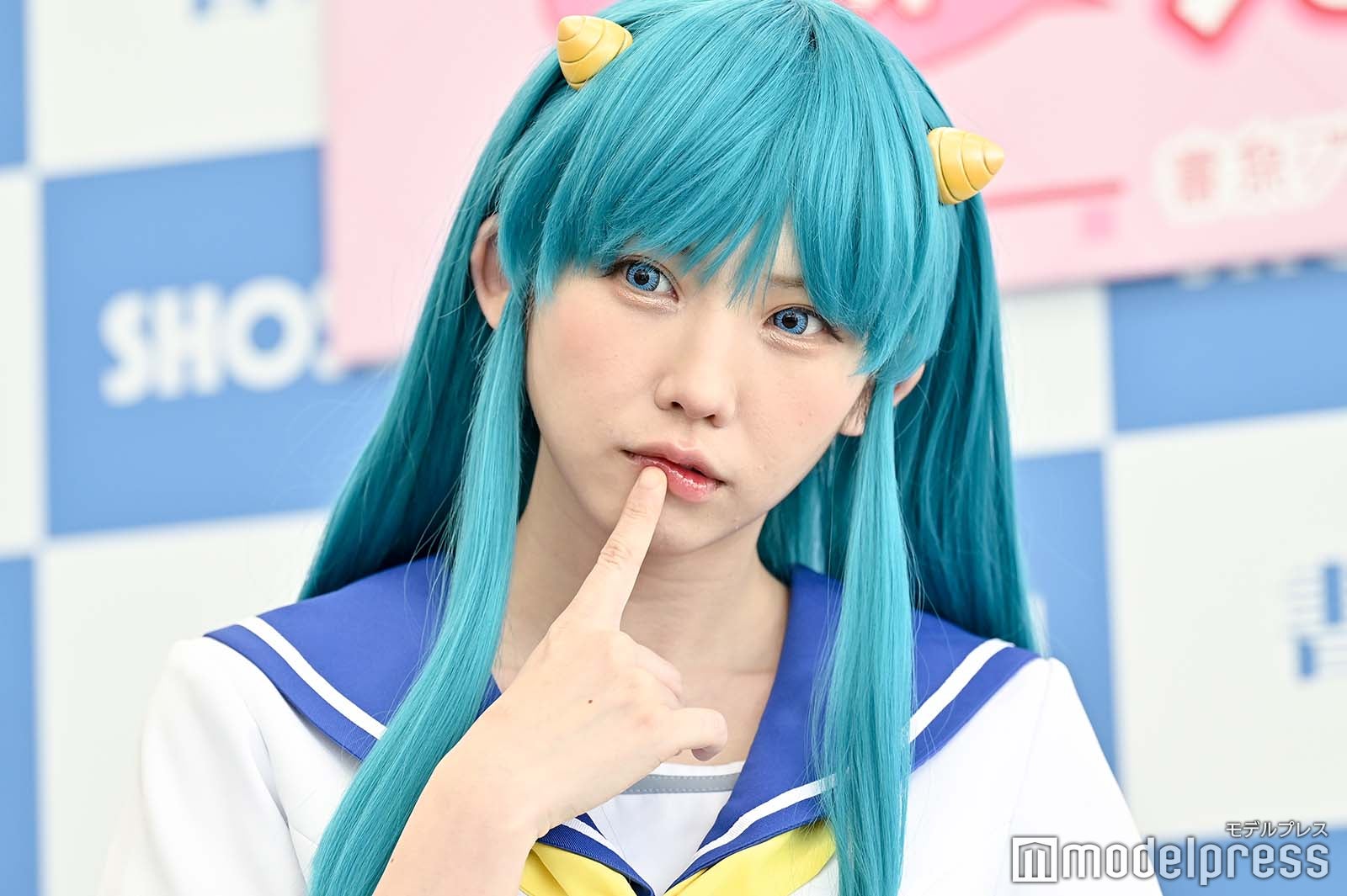 えなこ「うる星やつら」ラムちゃんコスプレで登場 サプライズに興奮止まらず - モデルプレス