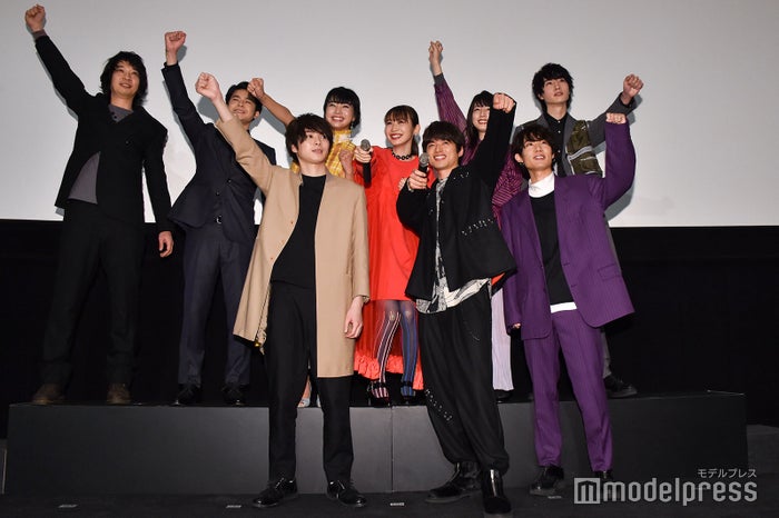 大杉漣さん 最後の映画撮影現場 作品が公開 岡本夏美 号泣していました モデルプレス 大杉漣さん 最後の映画撮影現場 作品が公開 岡本夏美 号泣していました モデルプレス