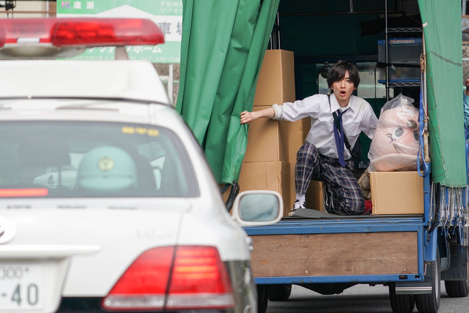 ＜金田一少年の事件簿 第6話＞一（道枝駿佑）、殺人事件で指名手配 逃亡劇の始まり