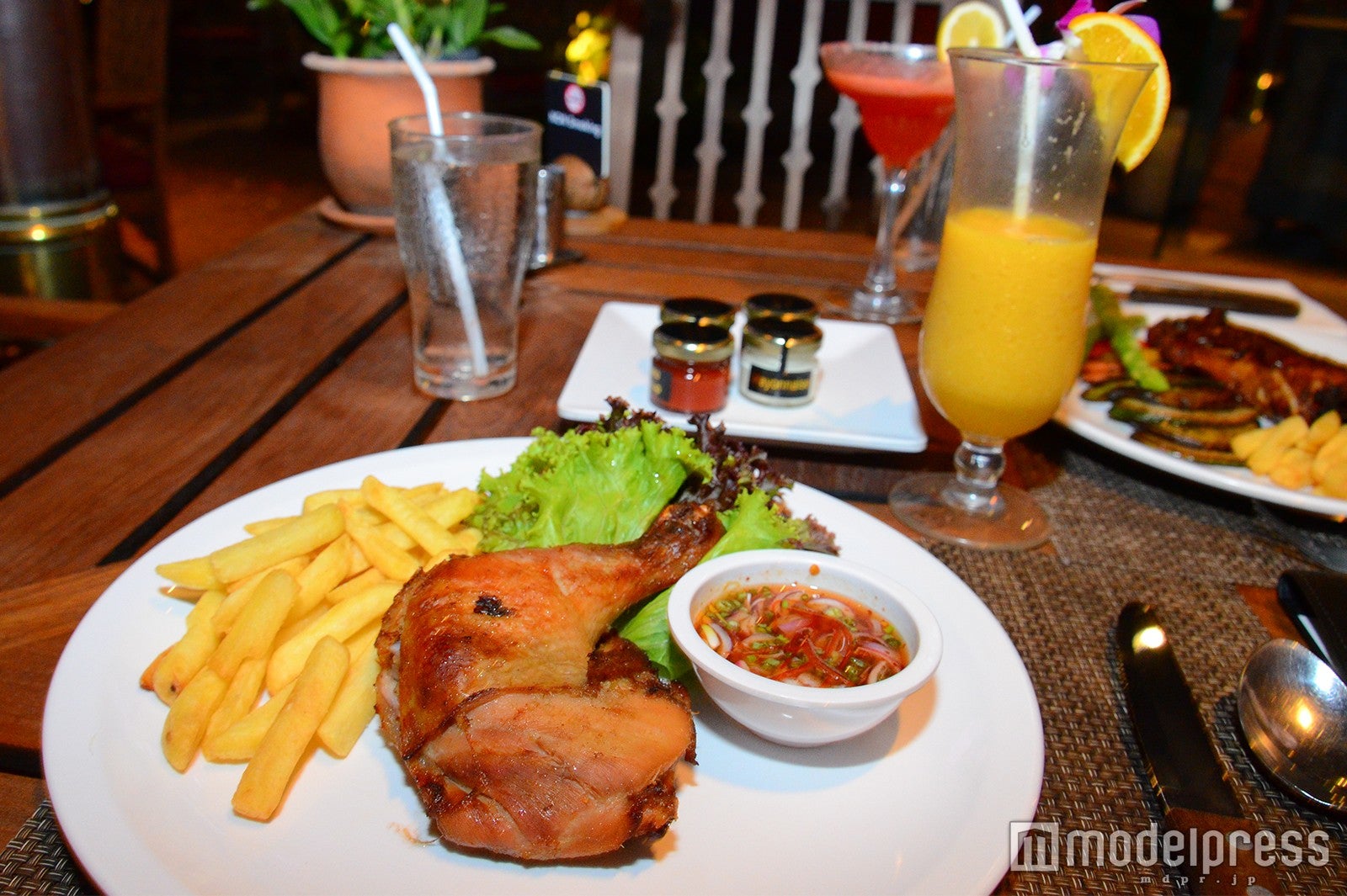 サラ（C）モデルプレス