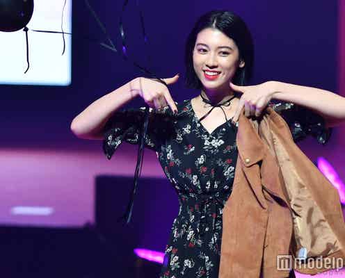 三吉彩花の“TTポーズ”が可愛すぎ!大好きなTWICEで笑顔弾ける<Seventeen 夏の学園祭2017>