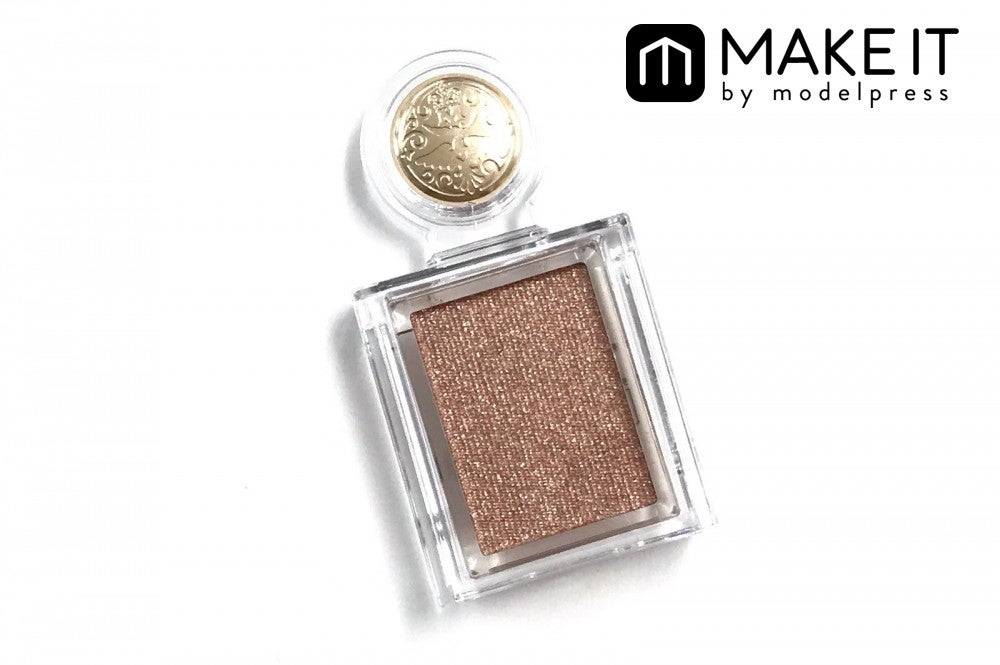 マジョリカ マジョルカ／シャドーカスタマイズ／BR332 胡桃／500円（税抜） (C)メイクイット