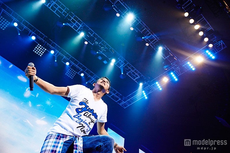 ファンキー加藤の迫力パフォーマンス　新宿に強烈インパクト