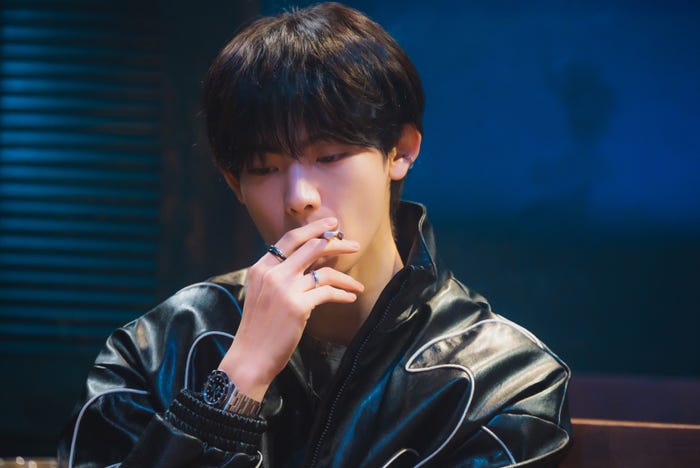 NOA(C)「救い、巣喰われ」製作委員会・MBS