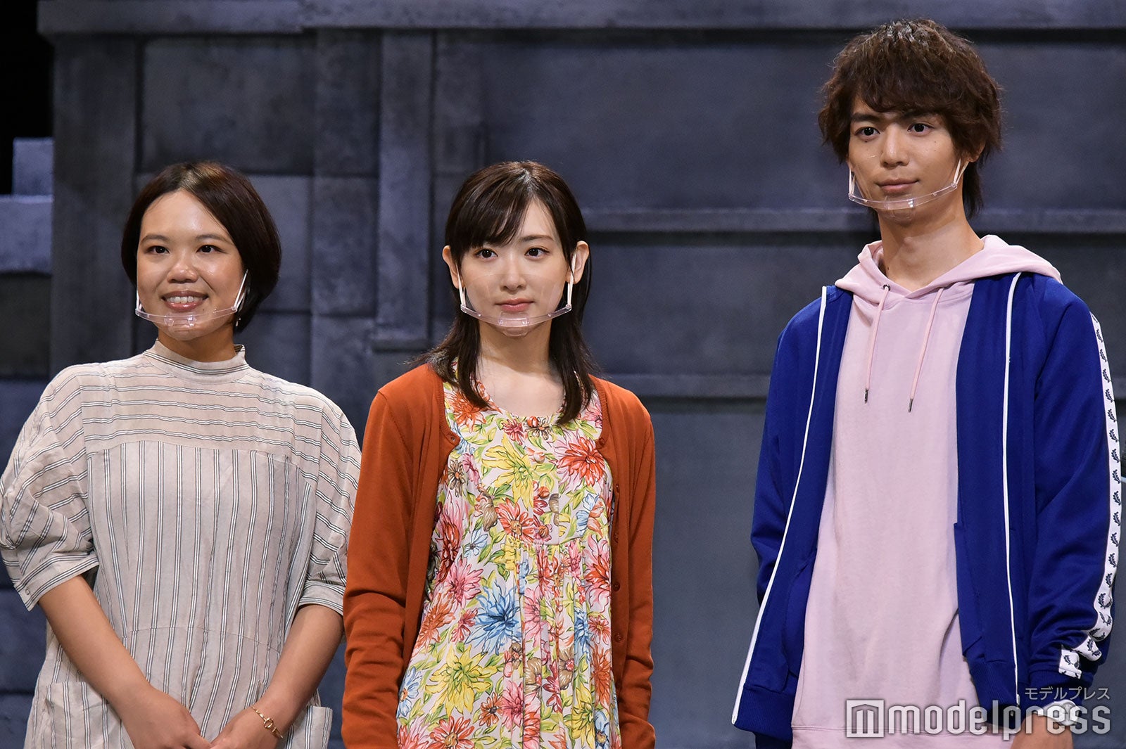 辻村深月氏、生駒里奈、溝口琢矢（C）モデルプレス