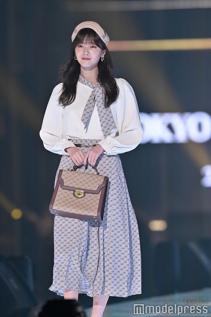 田村保乃/ランウェイの様子(C)モデルプレス