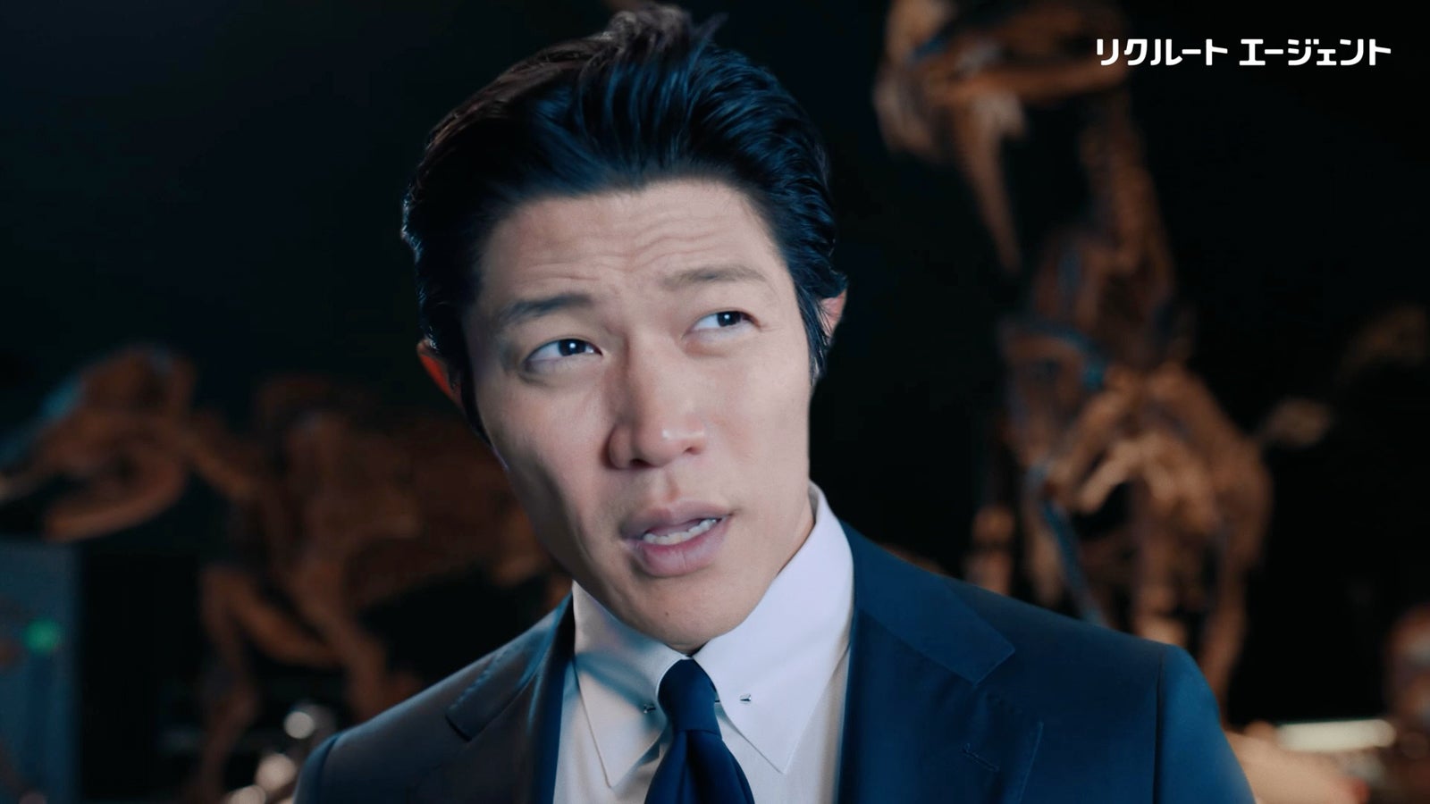 鈴木亮平（提供写真）
