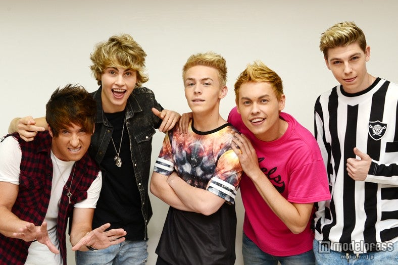 アフター・ロミオ（左から）ジェイク・パーディー、ブレイク・イングリッシュ、デヴィン・フォックス、ドリュー・ライアン・スコット、ティー・シ―・カーター