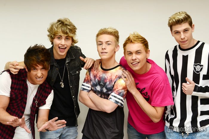 アフター・ロミオ(左から)ジェイク・パーディー、ブレイク・イングリッシュ、デヴィン・フォックス、ドリュー・ライアン・スコット、ティー・シ―・カーター