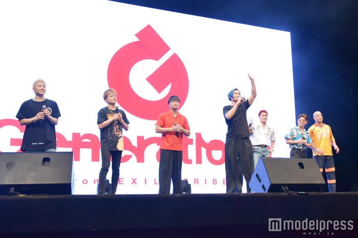 GENERATIONS from EXILE TRIBEと橘ケンチ(C)モデルプレス