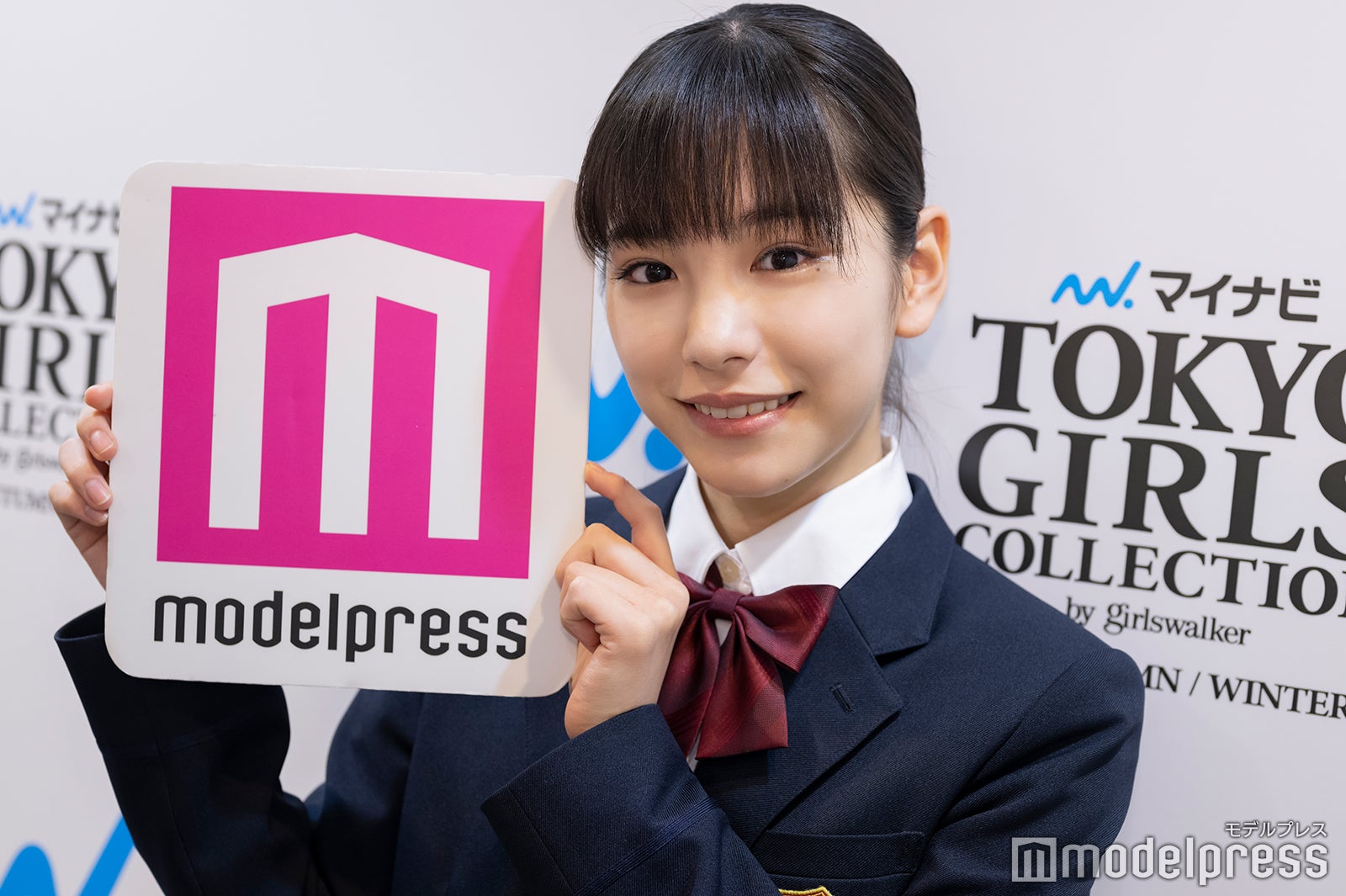 モデルプレスのインタビューに応じた、當真あみ（C）モデルプレス