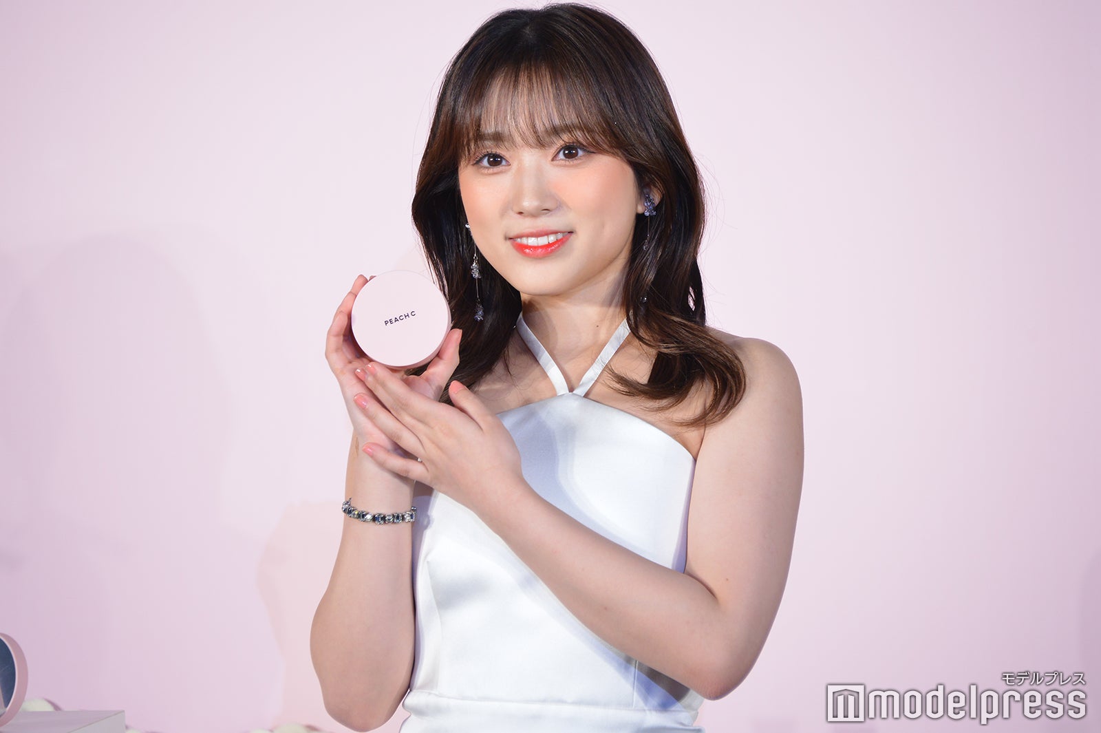 矢吹奈子（C）モデルプレス