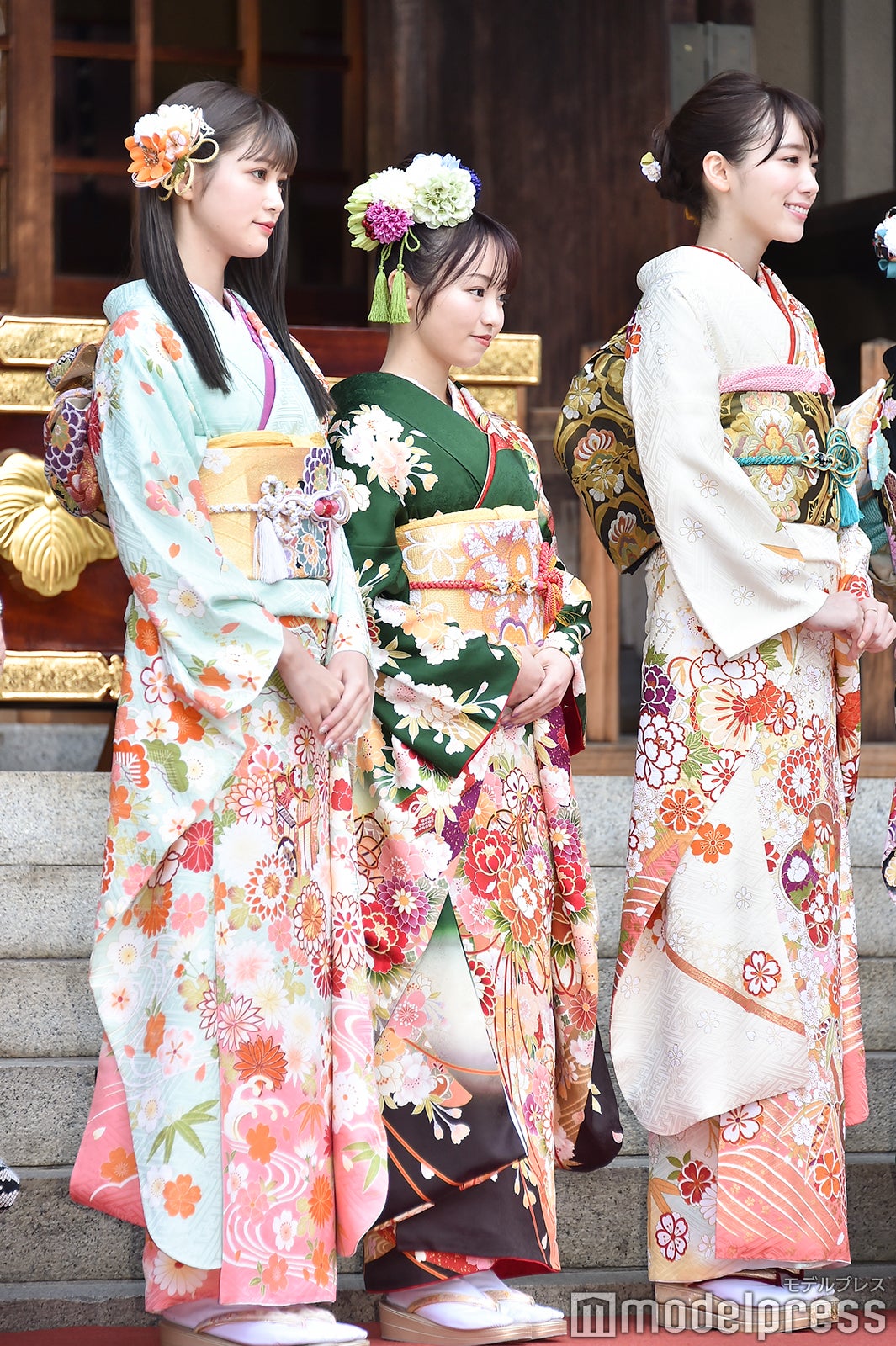 生見愛瑠、今泉佑唯、飯豊まりえ （C）モデルプレス