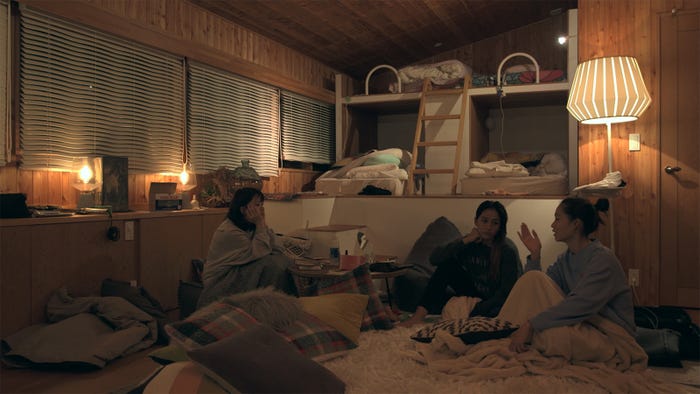 優衣、まや、りさこ「TERRACE HOUSE OPENING NEW DOORS」43rd WEEK(C)フジテレビ/イースト・エンタテインメント