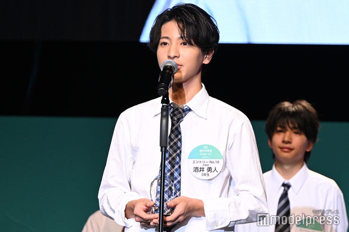 「男子中学生ミスターコン2025」モデルプレス賞を受賞した酒井勇人くん(C)モデルプレス