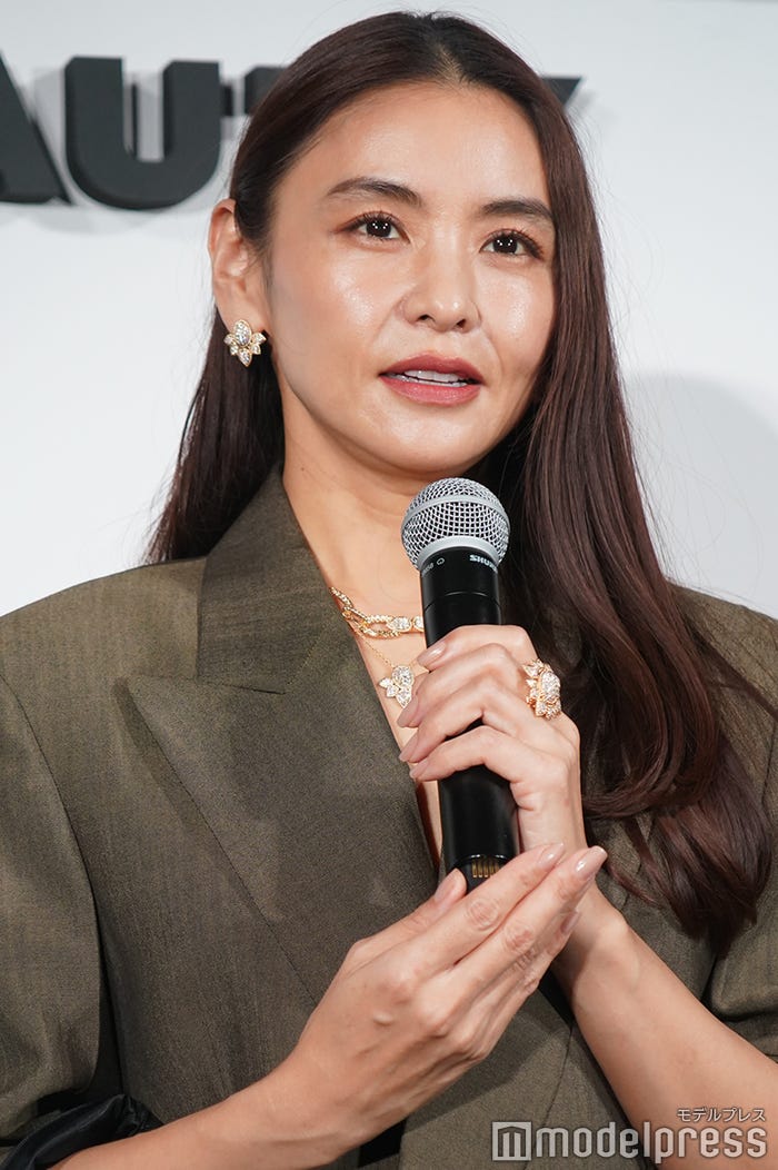 滝沢眞規子(C)モデルプレス