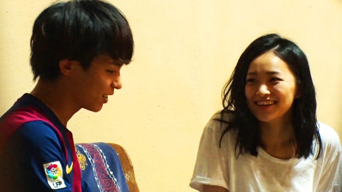 桜子に恋愛相談をするDr.モリモリ「あいのり:Asian Journey」シーズン2第11話より(C)フジテレビ