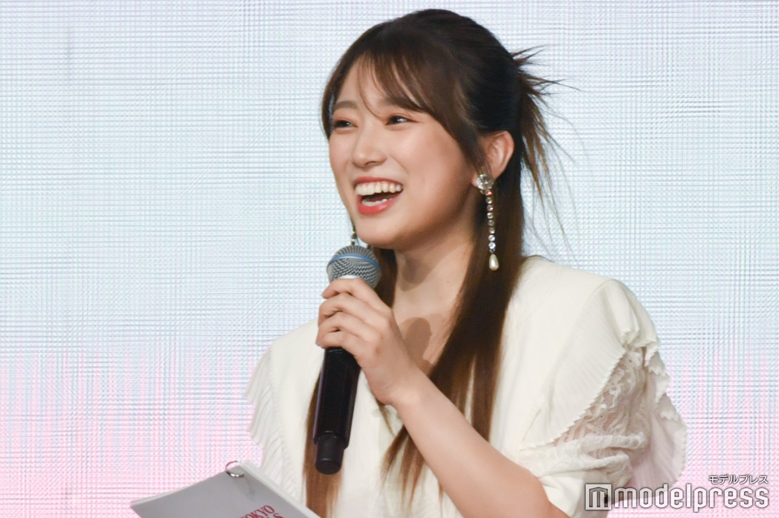 矢吹奈子（C）モデルプレス