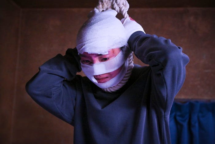 亘理舞「地獄の果てまで連れていく」第4話(C)「地獄の果てまで連れていく」製作委員会