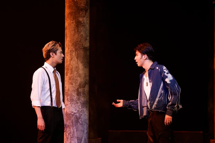 中尾暢樹、長谷川慎/舞台「ロミオ&ジュリエット」ゲネプロより(C)ロミオ&ジュリエット製作委員会