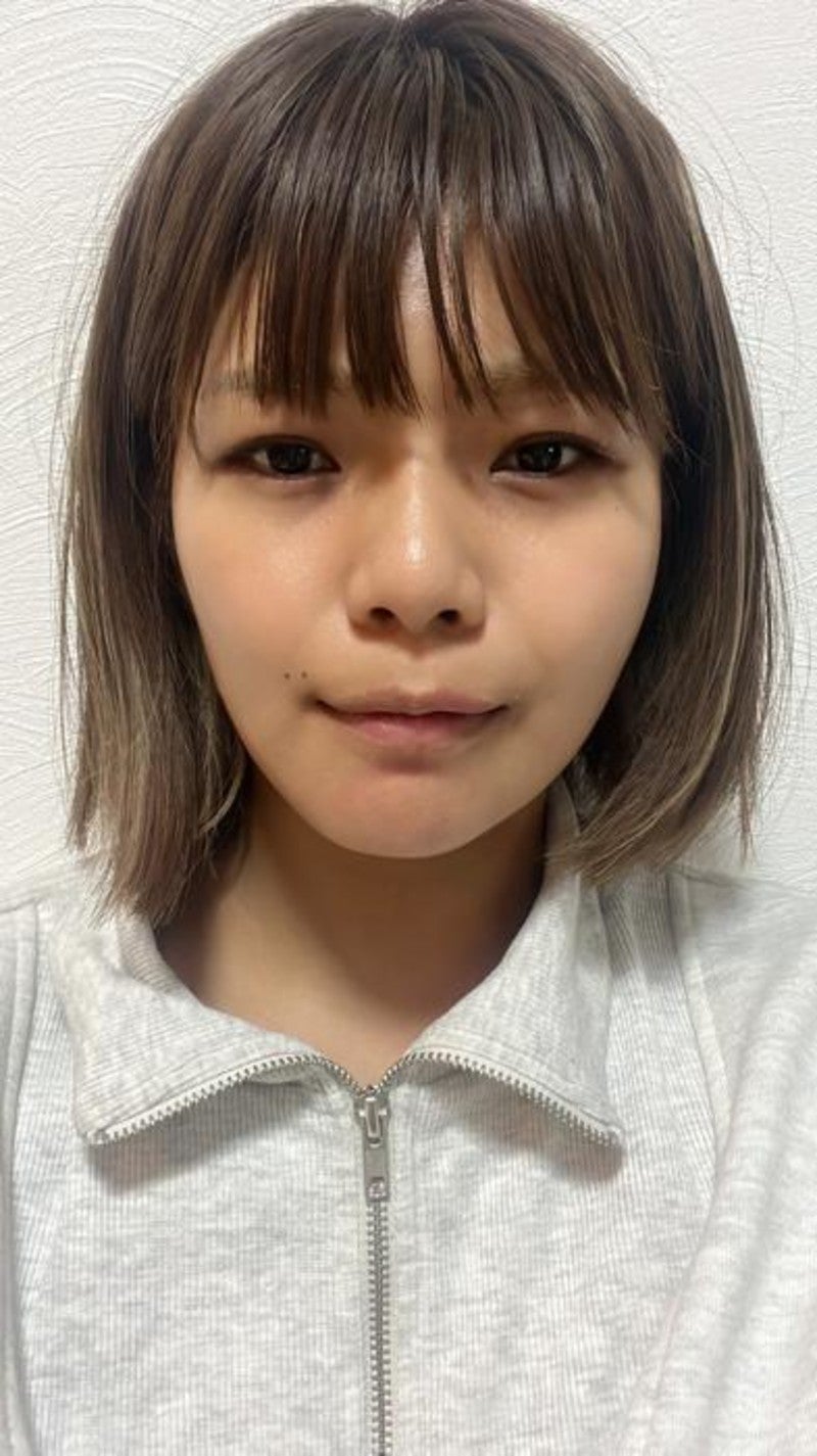 だいたひかる 同じポーズで眠る夫 息子の姿を公開 そっくり 愛しい光景 の声 モデルプレス