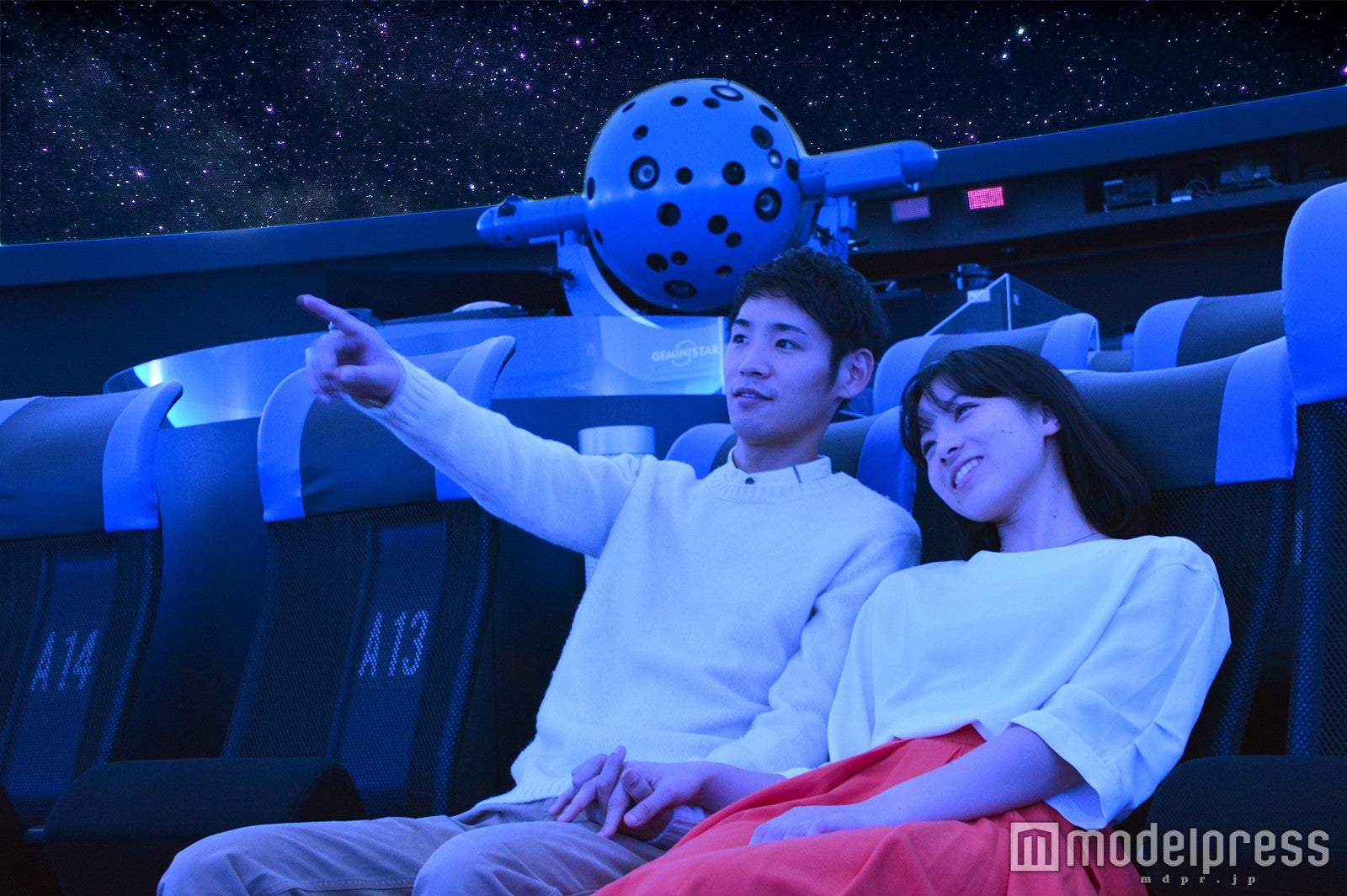 リクライニングシートでゆったり（C）モデルプレス（C）モデルプレス