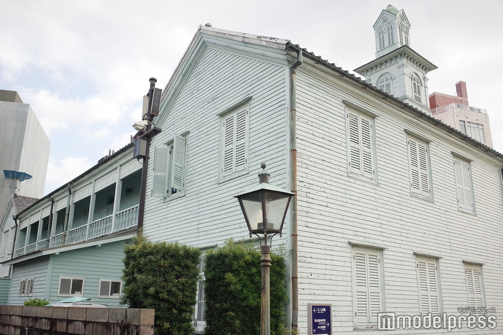 出島内には明治期に建てられた、現存する国内最古のキリスト教（プロテスタント）の建造物も残る（C）モデルプレス