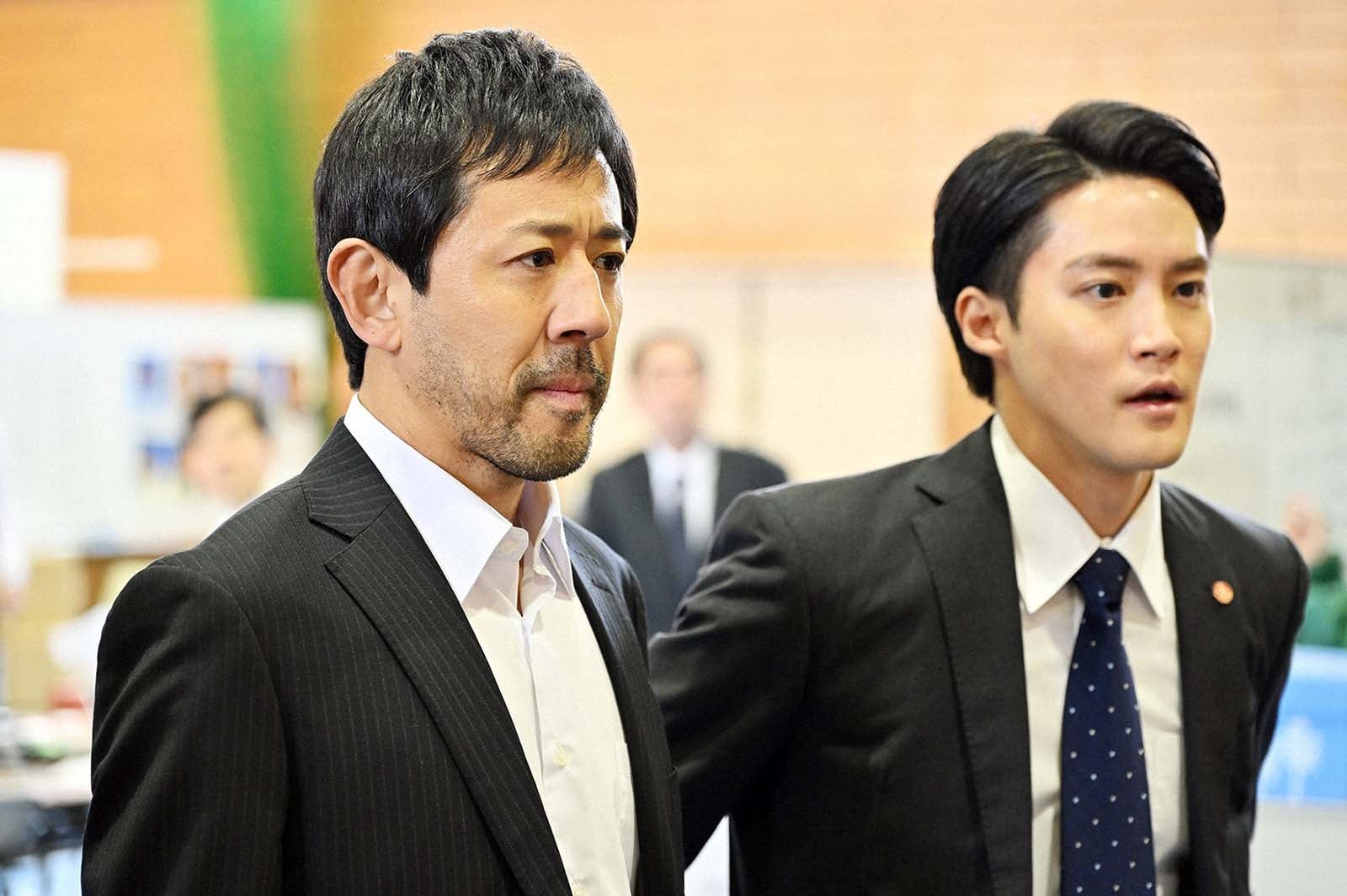 濱津隆之、白石隼也「ペンディングトレイン―８時２３分、明日　君と」第2話より（C）TBS