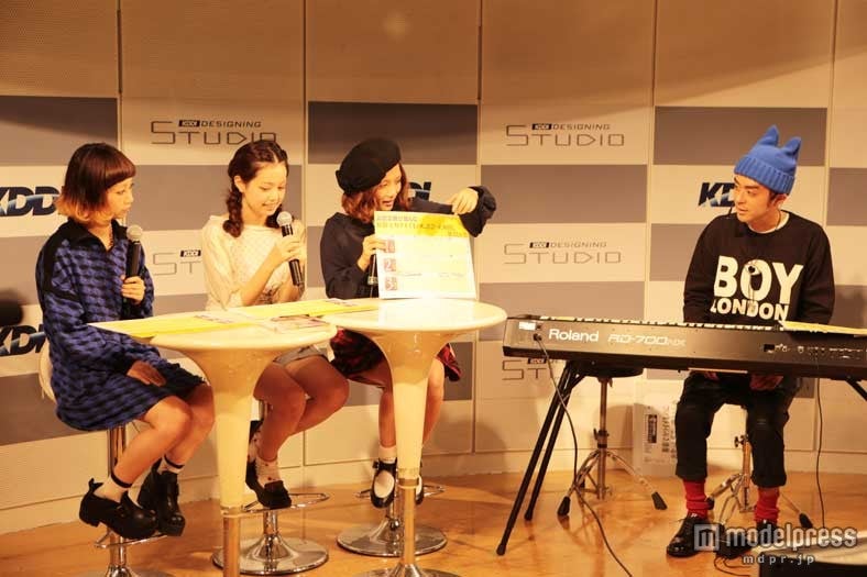 トークショーの様子／「HARAJUKU KAWAii!! FES 2012」より