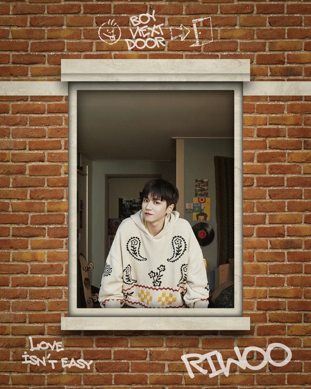 RIWOOムービングプロフィール（C）KOZ Entertainment. All Rights Reserved.