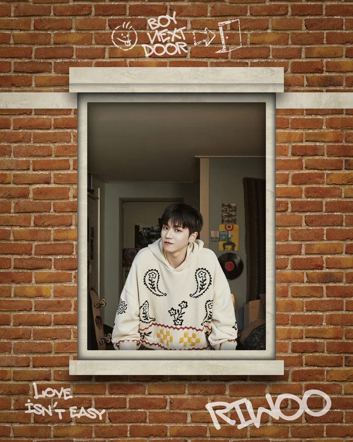 RIWOOムービングプロフィール(C)KOZ Entertainment. All Rights Reserved.