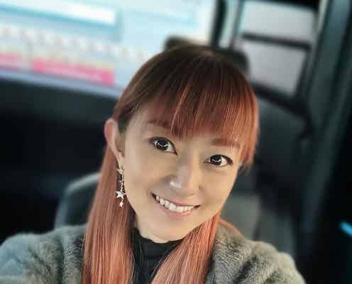 元モー娘。石黒彩、夫・LUNA SEA真矢と展示会へ “推し”にも遭遇「仲良し夫婦」「推しとの写真素敵」と話題