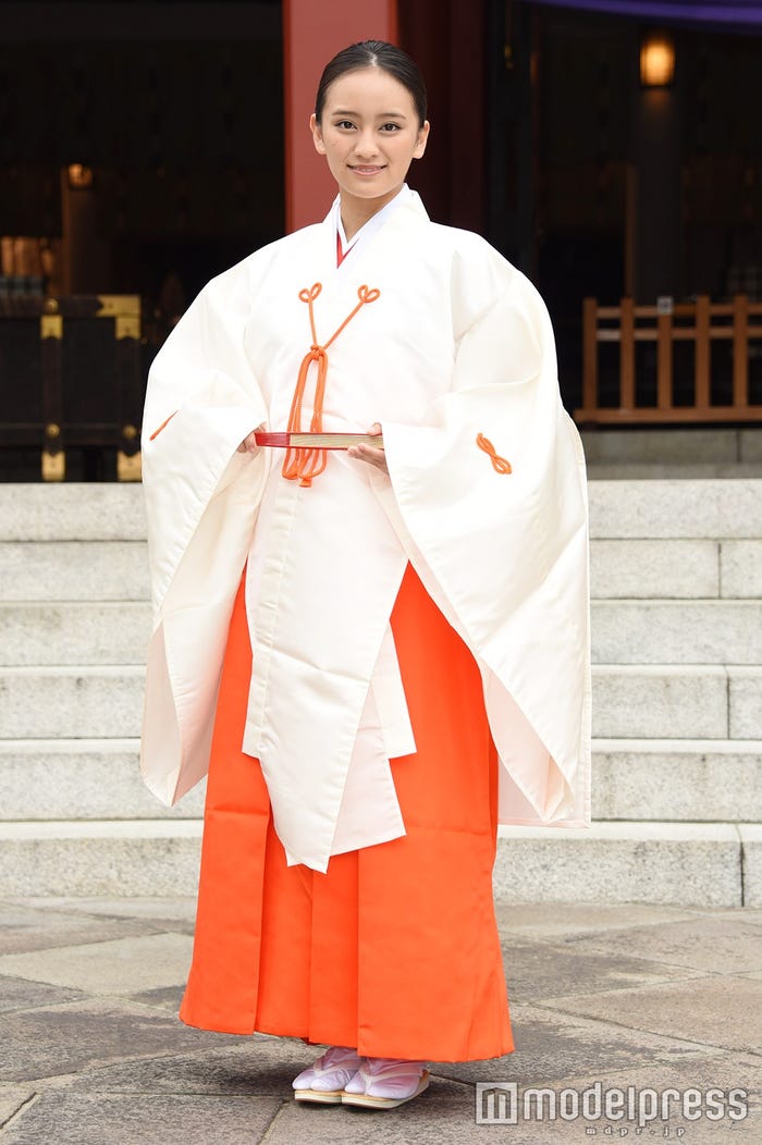 岡田結実 (C)モデルプレス