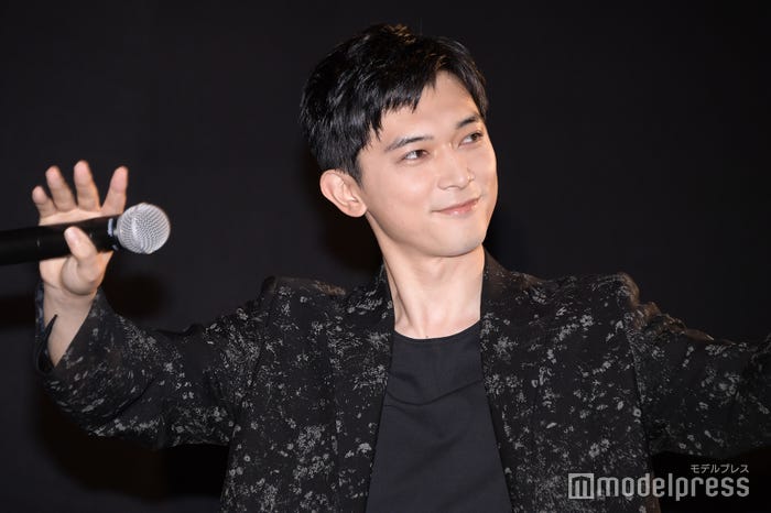 吉沢亮(C)モデルプレス