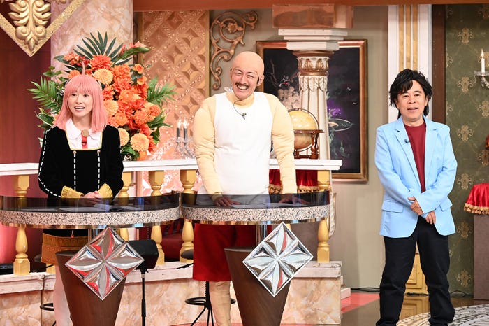 市來玲奈日本テレビアナウンサー、矢部浩之、岡村隆史(C)日本テレビ