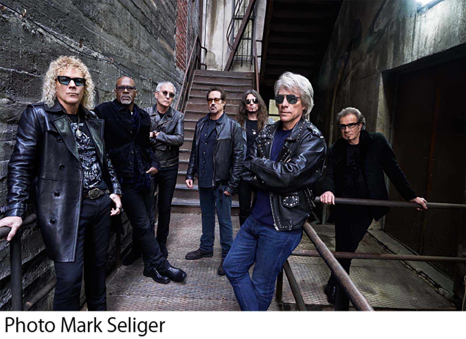 ボン・ジョヴィ_ベスト3アルバム（洋）「フォーエヴァー」（提供写真）