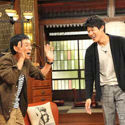 モデルプレス - 鈴木亮平、明石家さんまからの厳しいツッコミにタジタジ