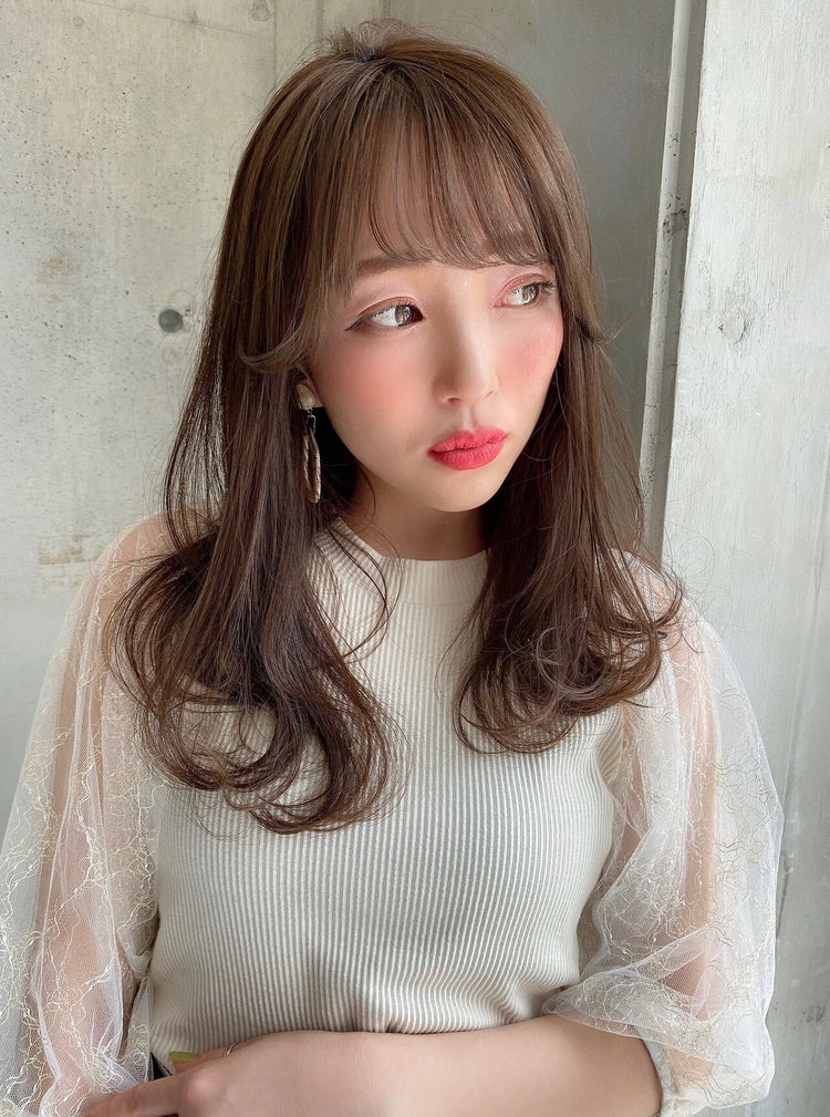 画像4 4 1日の気分が決まる 前髪 を可愛くセットする方法 モデルプレス 画像4 4 1日の気分が決まる 前髪 を可愛くセットする方法 モデルプレス