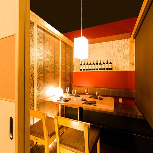 はんなり邸 八重洲本店店内