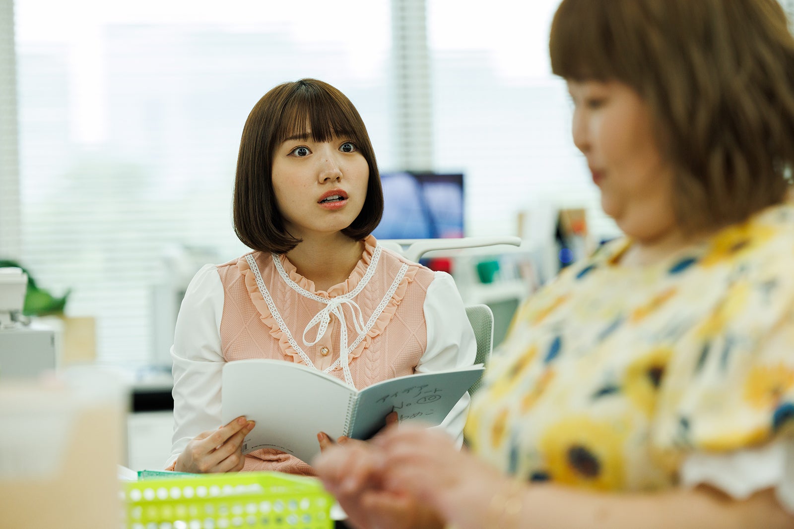 太田夢莉、かなで「デブとラブと過ちと！」第1話より（C）ままかり／ソルマーレ編集部 （C）TOKYO MX