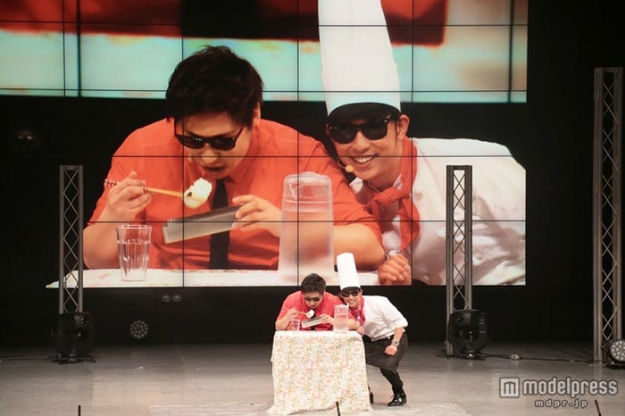 『8.6secBAZOOKAA~なんばグランド花月“史上最速”単独ライブでラッスンゴレライ!~』の様子