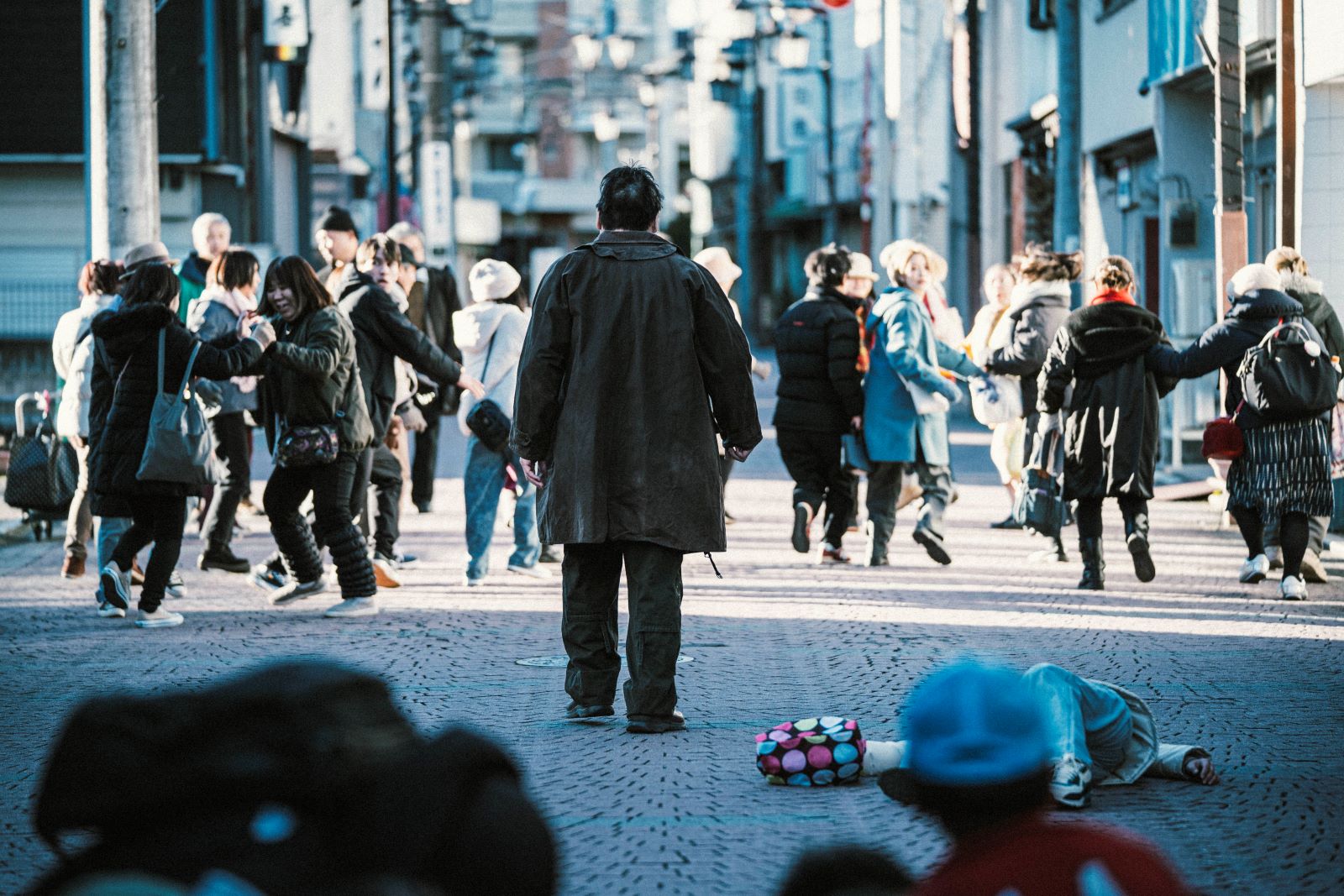 場面写真（C）佐藤二朗 永田諒／ヒーローズ（C）2026 映画「名無し」製作委員会
