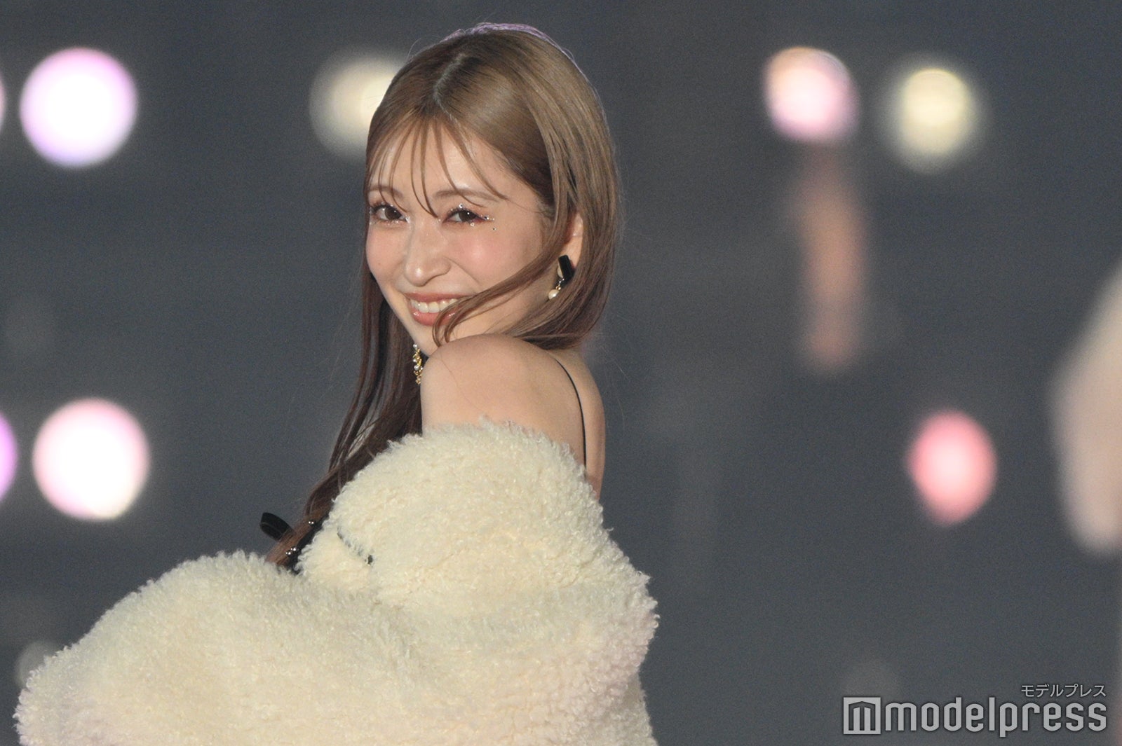 吉田朱里（C）モデルプレス