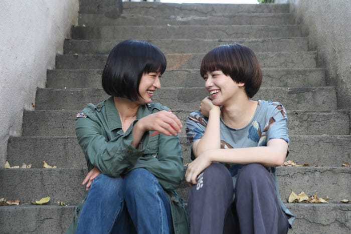 門脇麦、小松菜奈(C)2019「さよならくちびる」製作委員会