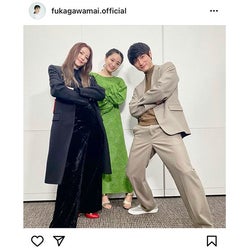 深川麻衣が香里奈、高良健吾との豪華3ショット公開「はさまれてニヤニヤしている私です」